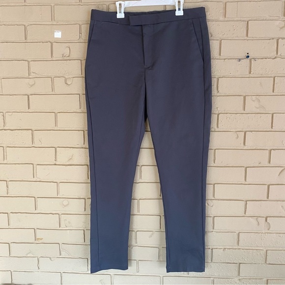 ESNTLS Mens Pants Medium M Gray Drawstring Tapered Chino Jogger Minimalist - Picture 1 of 7